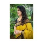 SGF11 Women's Kanjivaram Soft Lichi Silk Saree With Blouse Piece - Image 3